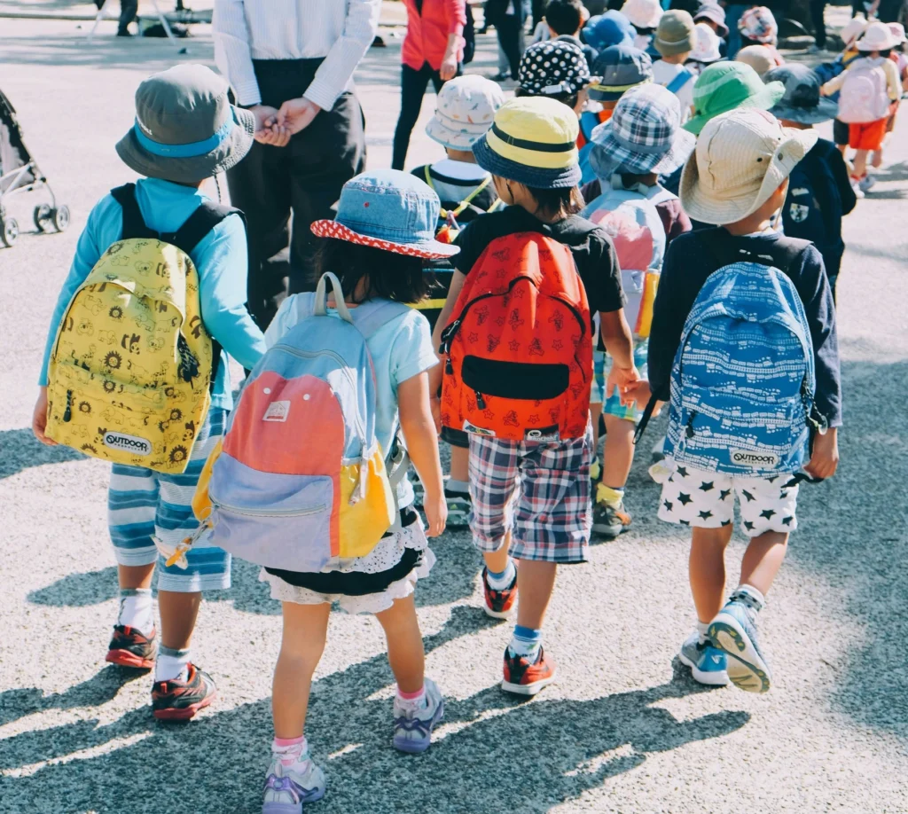 Szkolenia dla rady pedagogicznej – jak wybrać wartościowe i co dają placówce?